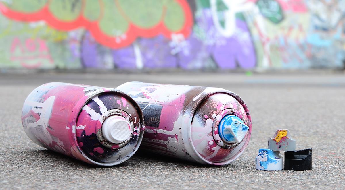 how to remove graffiti with pressure washing